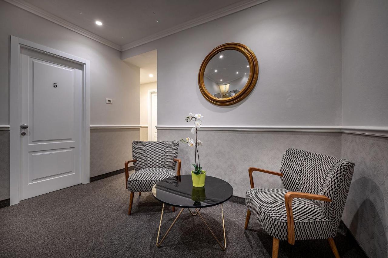 Residenza D'Epoca Al Numero 8 Firenze Bagian luar foto