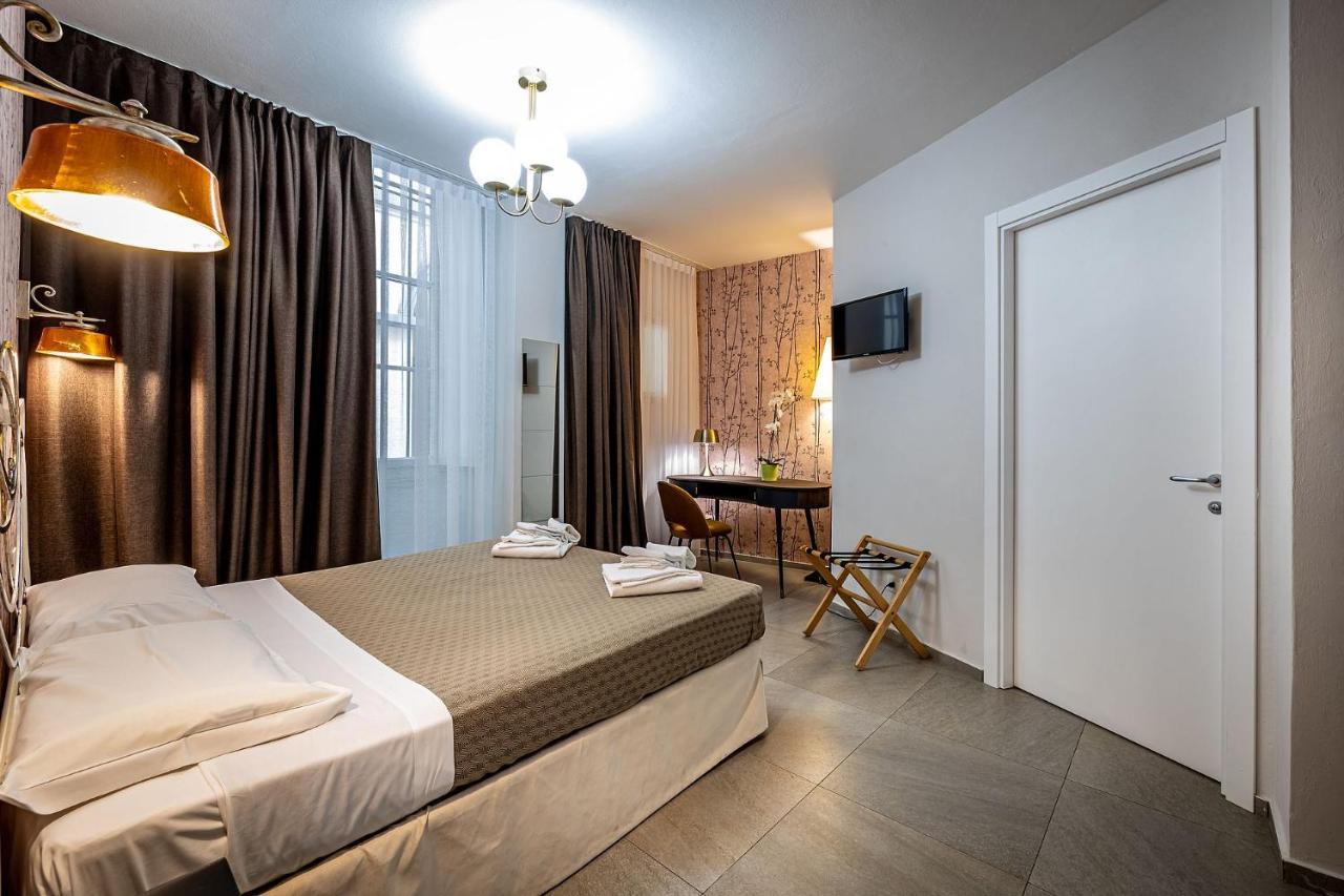 Residenza D'Epoca Al Numero 8 Firenze Bagian luar foto
