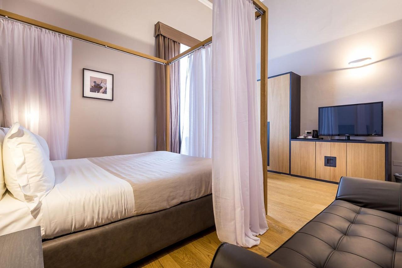 Residenza D'Epoca Al Numero 8 Firenze Bagian luar foto